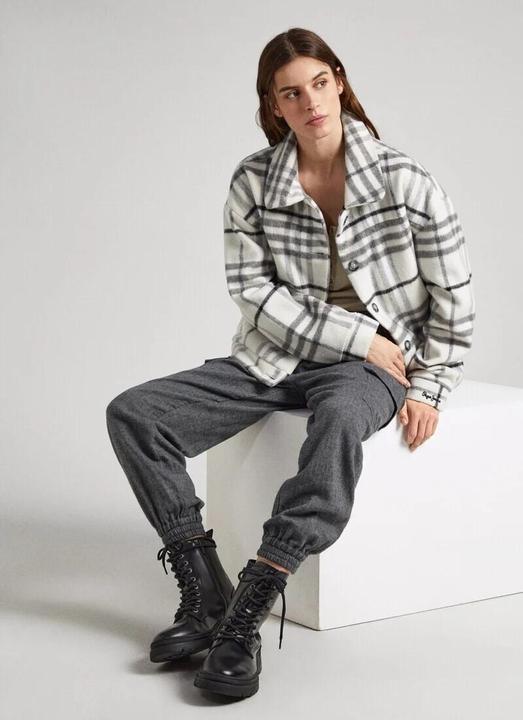 Actual product image Pepe Jeans Queen Bass (38)