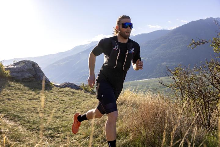 Produktbild Uvex Sports mtn perform V (Black Matt, variomatic litemirror blue (S1-3))