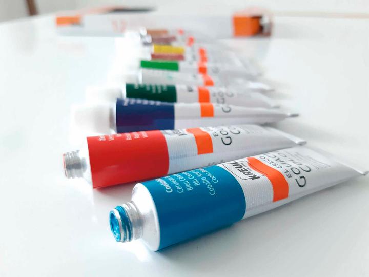 Produktbild Kreul el Greco Gouachefarben (Schwarz, Siena gebrannt, Coelinblau, Ockergelb, Chromoxidgrün, Brillantviolett, Zinnengelb, Karminrot, Preussischblau, Hellgrün, Titanweiss, Zitronengelb, 144 ml)