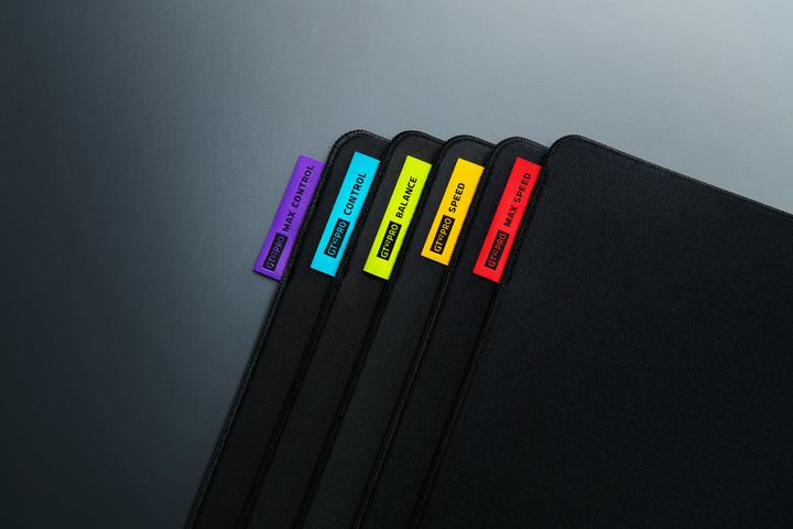 Actual product image Razer Gigantus V2 Pro L - Max Control (L)