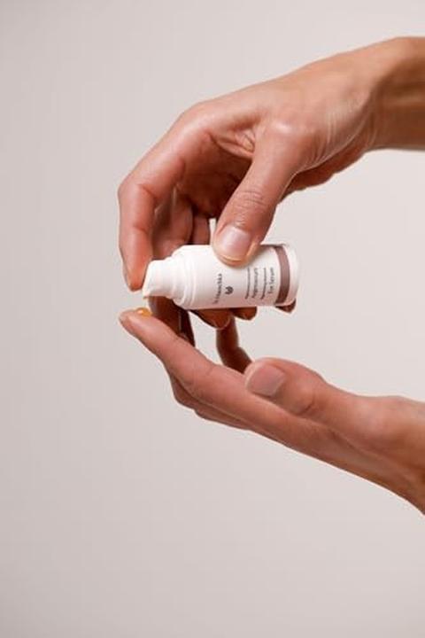 Immagine prodotto Dr. Hauschka Regeneration Oil Serum Intensive (20 ml)