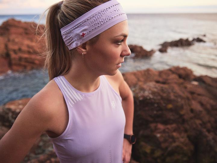 Actual product image Compressport Performance Singlet W (XS)