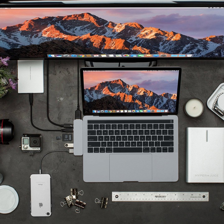 Actual product image Targus Hyper Duo (USB-C, 7 Ports)
