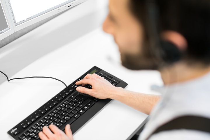 Actual product image Fujitsu KB950 Phone (DE, Cable)