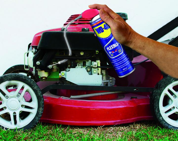 Actual product image WD-40 Creeping oil with flexible trunk (400 ml)