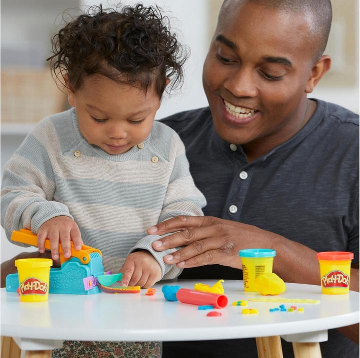 Actual product image Play-Doh Fun Factory Starter Set