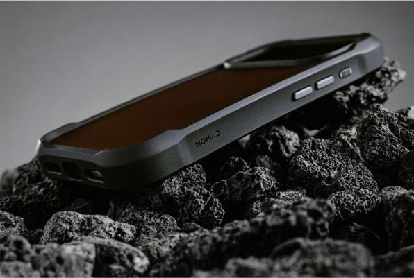 Produktbild Nomad Rugged Leather Case - Lederhülle für iPhone Pro, Horween Leder (Apple iPhone 17 Pro)