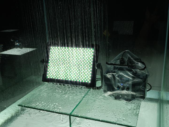 Actual product image Nanlite Rain Cover (Alien 150C/300C)