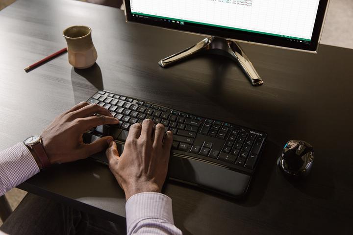 Immagine prodotto Microsoft Sculpt Comfort (Senza fili)