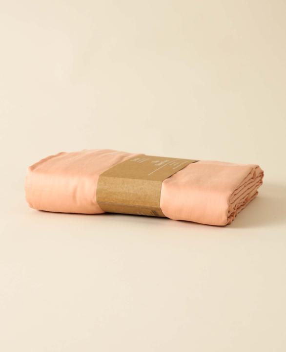 Esmée Thia Soft Peach, 240 x 240 cm