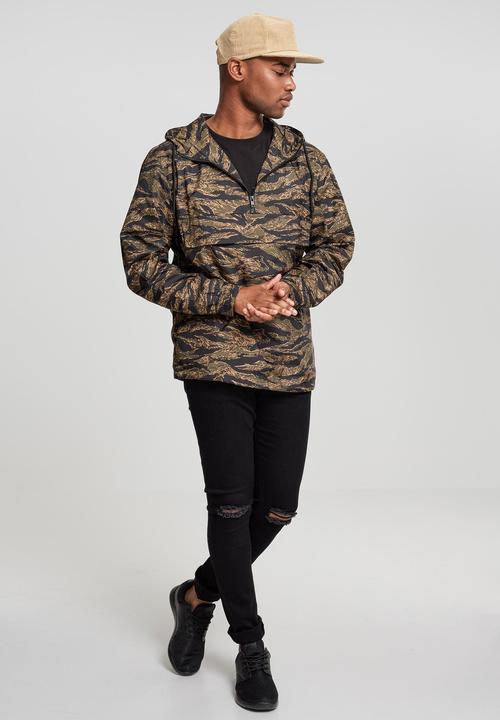 Actual product image Urban Classics Tiger Camo Pull Over (M)