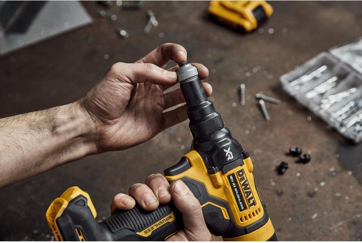 Image du produit DeWalt DCF403NT-XJ