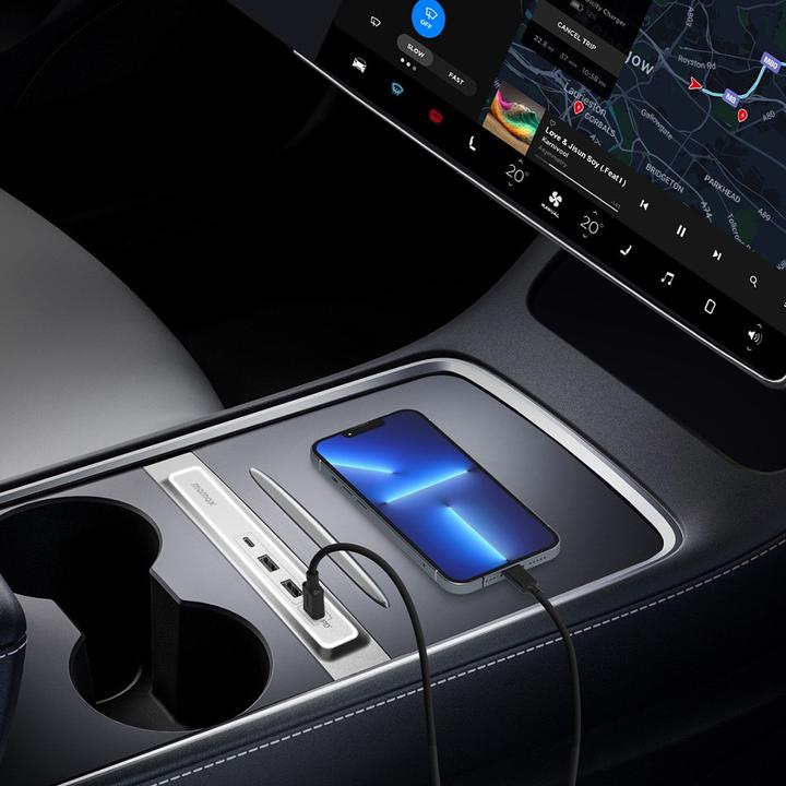 Immagine prodotto Momax One Link 4 porte USB e USB-C Hub Extension Tesla Model 3 / Model Y (USB-C, 4 porte)