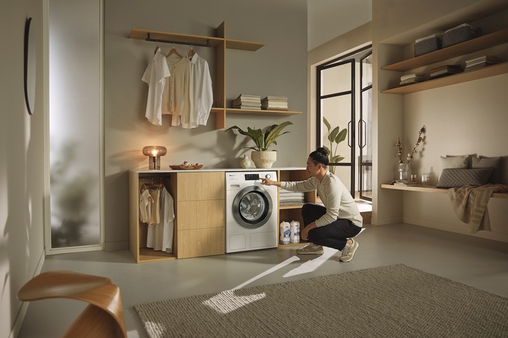 Actual product image Miele Waschmaschine WEJ895 WPS PowerWash&TwinDos&Steam (9 kg, Right)