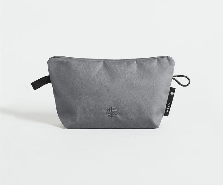 Actual product image Eoto Kulturbeutel TOY:LETRY M, 3l, umweltfreundlich, wasserabweisend (3 l)