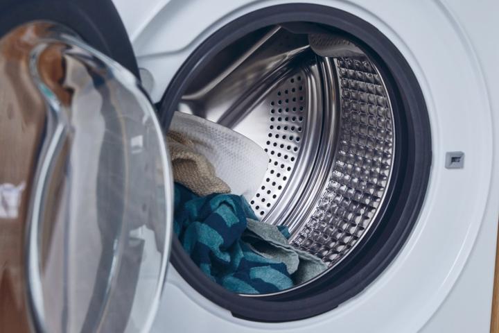 Actual product image Candy BS 412B8-S (12 kg, Left)