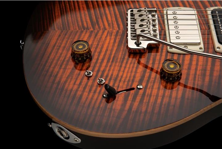 Produktbild PRS SE Special Semi-Hollow Orange Tiger Smokeburst (E-Gitarre, Ahorn, Mahagoni, Rosewood)