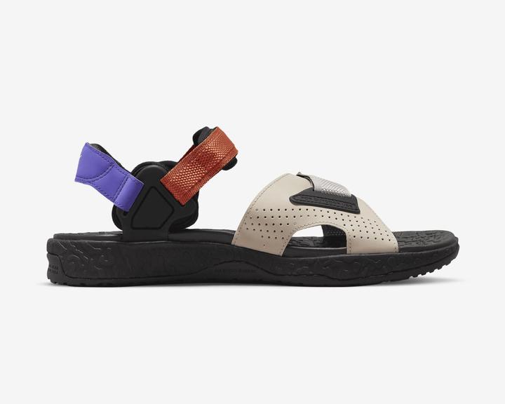 Produktbild Nike ACG Air Deschutz+ (45)