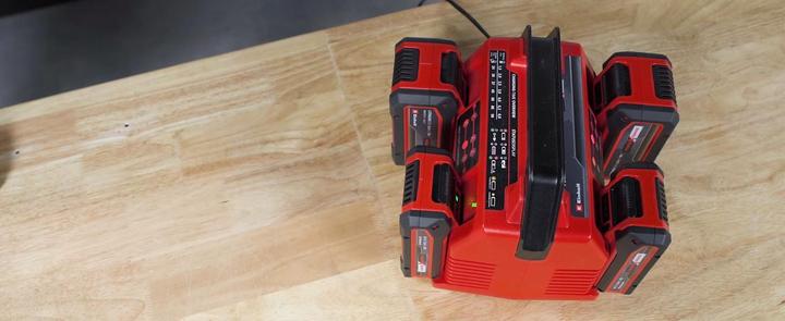 Productafbeelding Einhell Power X Quattrocharger (18 V)