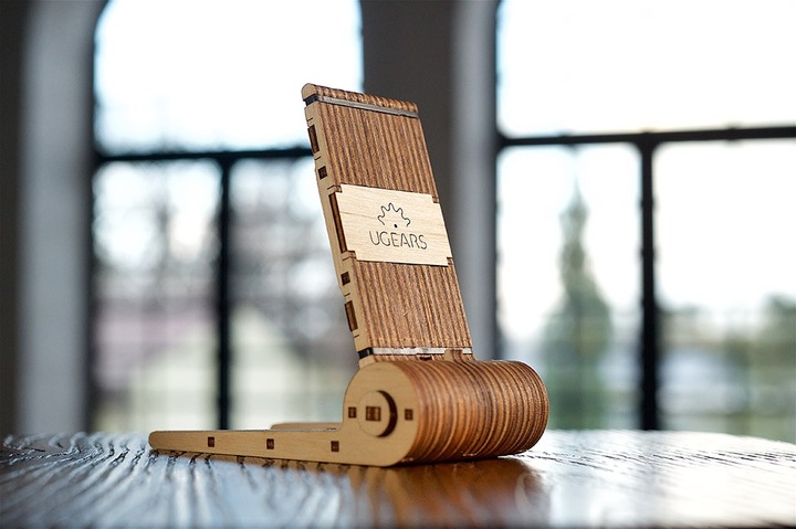 Produktbild Ugears Klappbarer Smartphone-Ständer