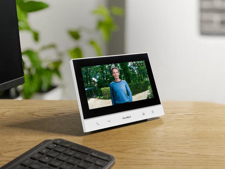 Actual product image Doorbird A1103T