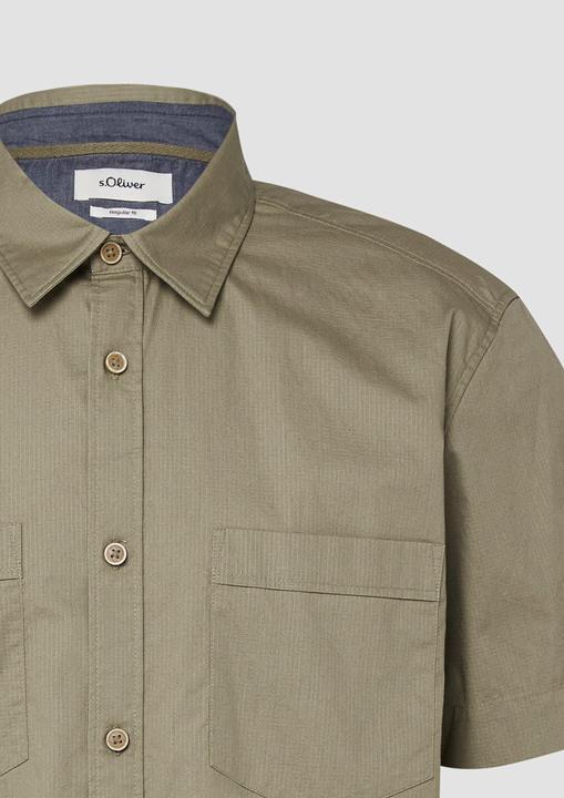 Immagine prodotto s.Oliver Regular Fit: Leichtes Kurzarmhemd aus Baumwolle mit Brusttasche (M)