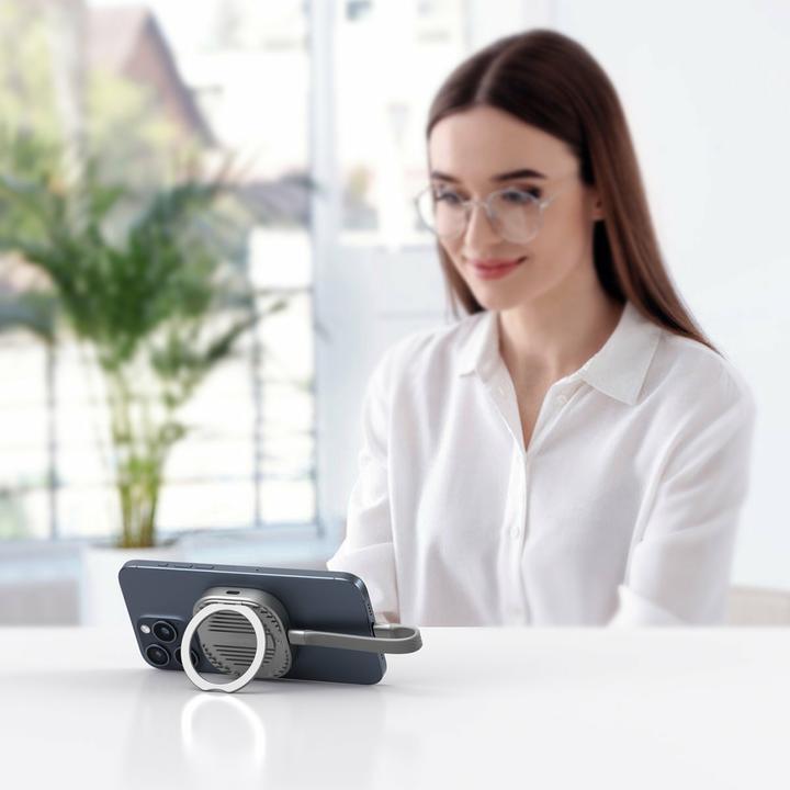 Actual product image 4smarts Magnetic SSD enclosure Kickstand MagSafe compatible grey