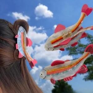Image du produit By Staer Haarklammer Rogenbogen Fisch