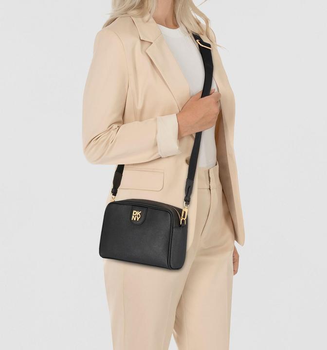 Produktbild DKNY Carol Umhängetasche Leder 22 cm