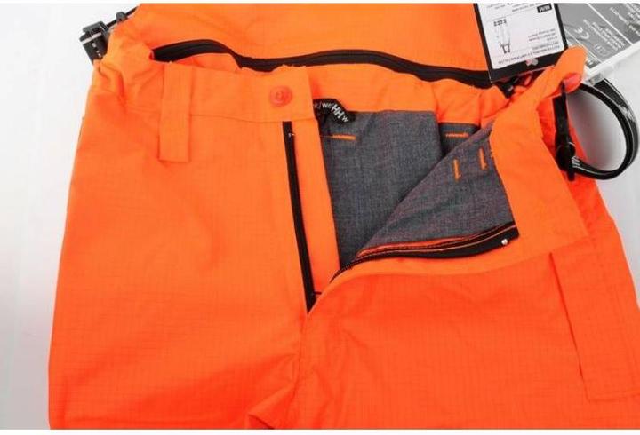 Actual product image Helly Hansen Latzhose (M)