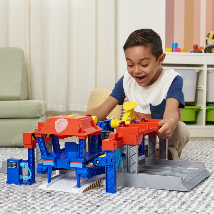Actual product image Paw Patrol Big Trucks - Truck Stop HQ (6063869)