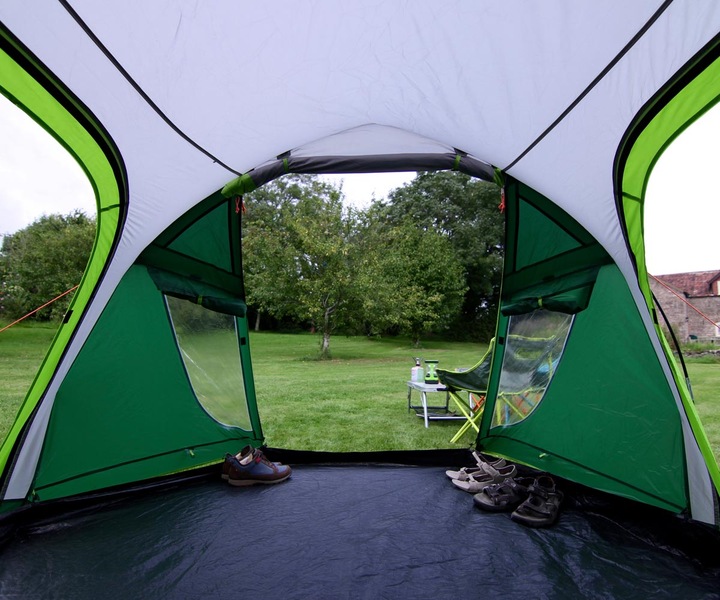 Actual product image Coleman Chimney Rock 3 Plus (Tunnel tent, 6.80 kg, 3 persons)
