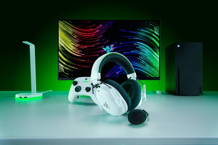 Produktbild Razer BlackShark V3 Pro for Xbox - White (Kabelgebunden, Kabellos)