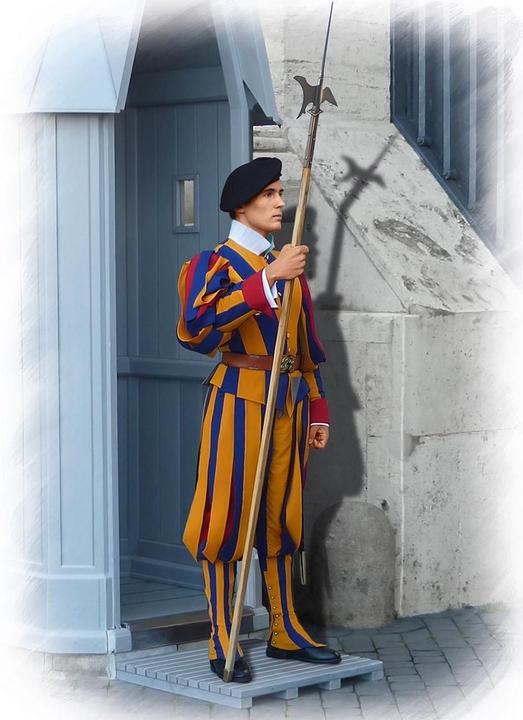 Actual product image ICM Vatican Swiss Guard