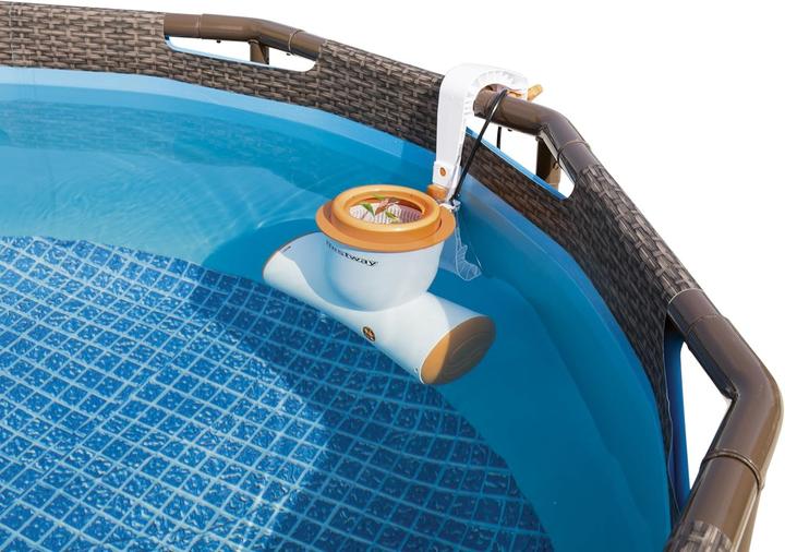 Produktbild Bestway Skimatic™ 2-in-1 Einhängeskimmer/Filterpumpen-Kombination 3.974 l/h, 73 W
