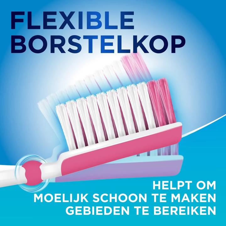Actual product image Aquafresh Clean Control Medium Toothbrush by (Medium)