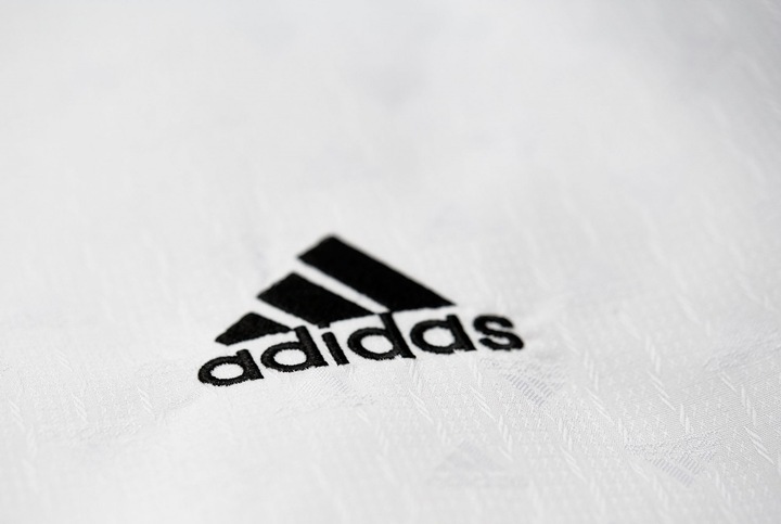 Image du produit adidas Combinaison de Taekwondo adiChamp IV, revers blanc, ADITCH04 (170)