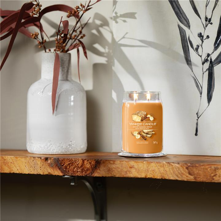 Image du produit Yankee Candle Duftkerze Spiced Banana Bread Signature Large Jar (567 g)