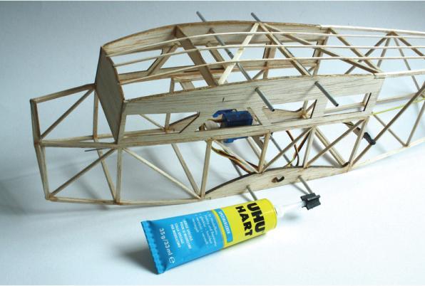 Image du produit UHU Colle spéciale dure (125 g)