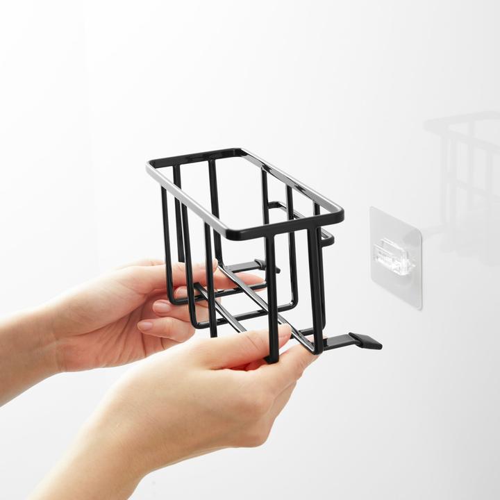 Image du produit Yamazaki Klebehaken-Mehrzweckkorb S TOWER