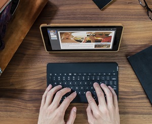 Actual product image Logitech Keys-To-Go (DE, iPad, iPhone)