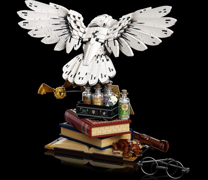 Image du produit LEGO Icônes de Poudlard - Édition Collector (76391, LEGO Harry Potter, LEGO difficiles à trouver)