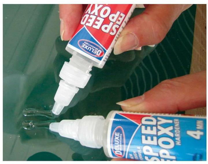 Image du produit Deluxe Materials Speed Epoxy II 4 min 71g (110 g, 1 ml)