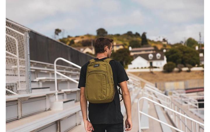 Actual product image Dakine Campus M (25 l)