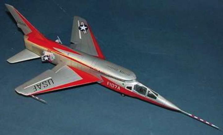 Produktbild Trumpeter North American F-107 A Ultra Sabre