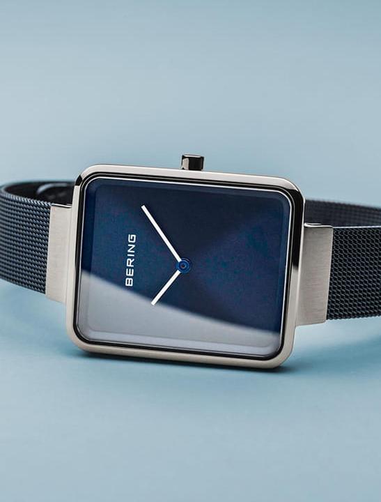 Produktbild Bering Classic (Analoguhr, 28 mm)