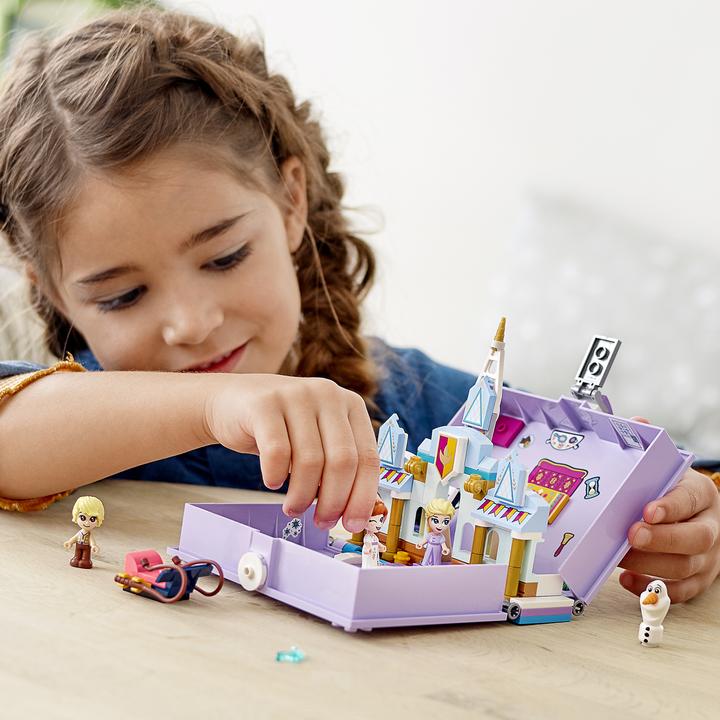 Actual product image LEGO Anna and Elsa's fairy tale book (43175, LEGO Disney)