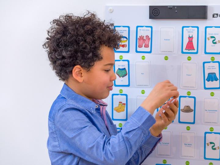 Actual product image Betzold Interactive learning trainer (English, German, 4 - 10 years)