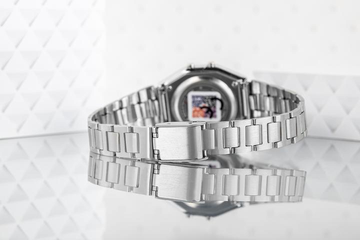 Actual product image Skmei 1415SI Damenuhr + BOX