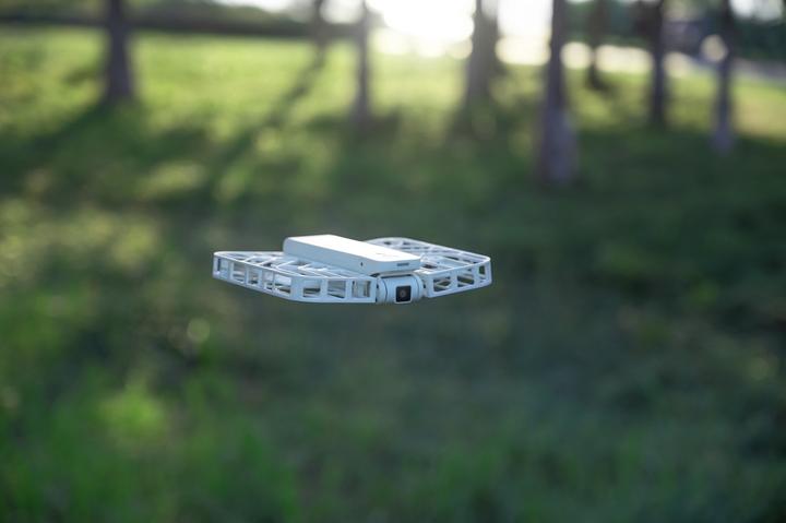 Immagine prodotto HoverAir X1 Combo (30 min, 125 g, 12 Mpx)